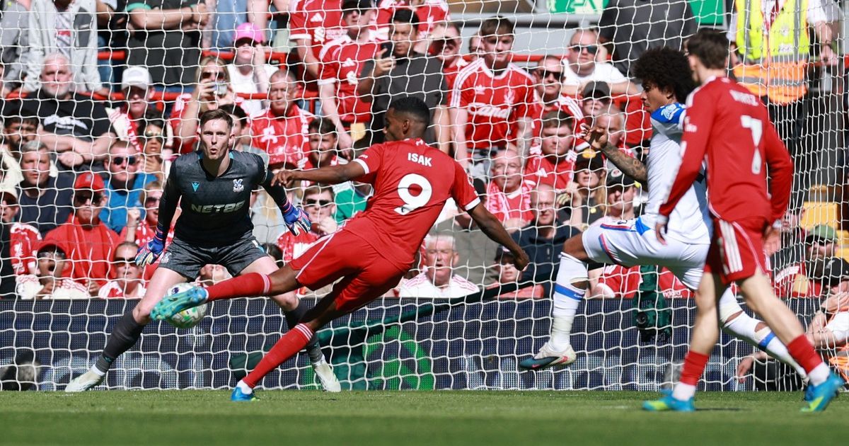 شاهد.. إيزاك يسجل لأول مرة في 2026.. والحظ يعاند محمد صلاح