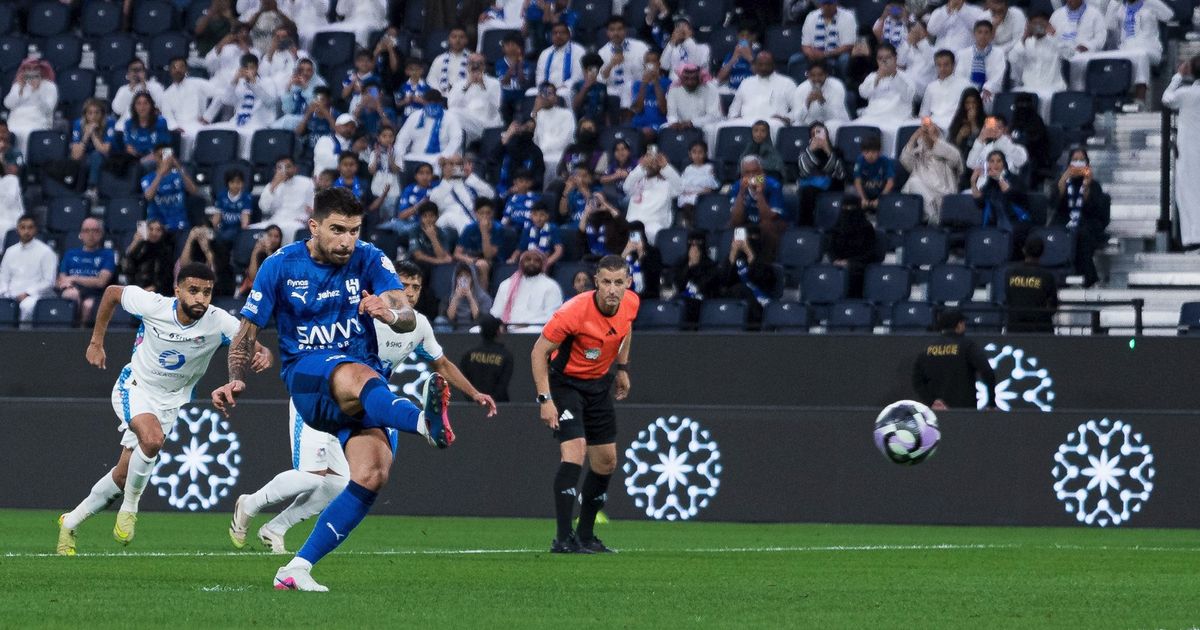 شاهد.. هدف روبن نيفيز يمنح الهلال التقدّم على نيوم بالشوط الأول