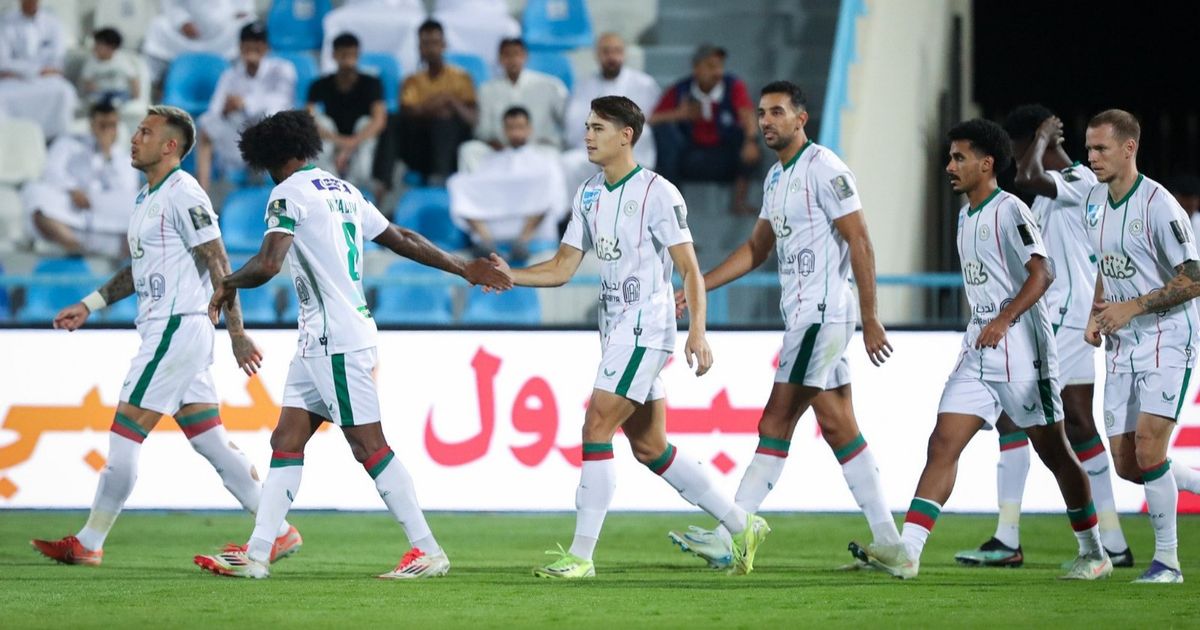 شاهد.. هدف رائع يمنح الأخدود التأهل لثمن نهائي كأس ملك السعودية