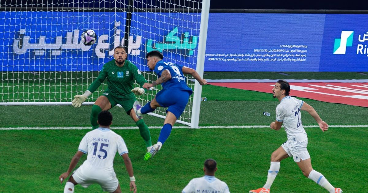 ليوناردو يحتفل بعودته لدوري روشن وهدف تاريخي لناري في مرمى الهلال