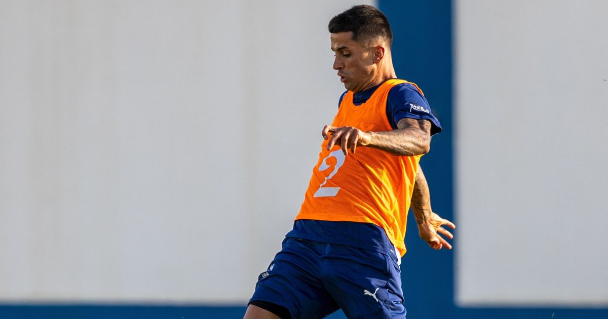 كانسيلو يخضع لفحص طبي جديد.. وهذا موعد عودته للهلال