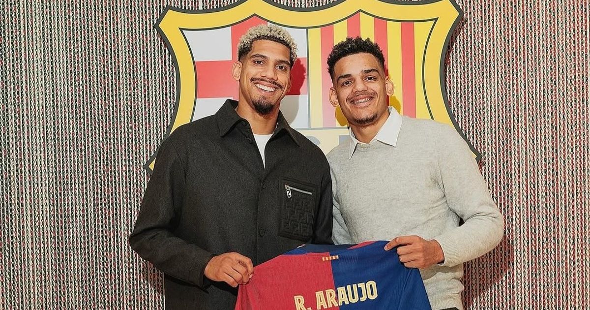 شقيق أراوخو يستفز جمهور برشلونة بعد السقوط أمام باريس سان جيرمان