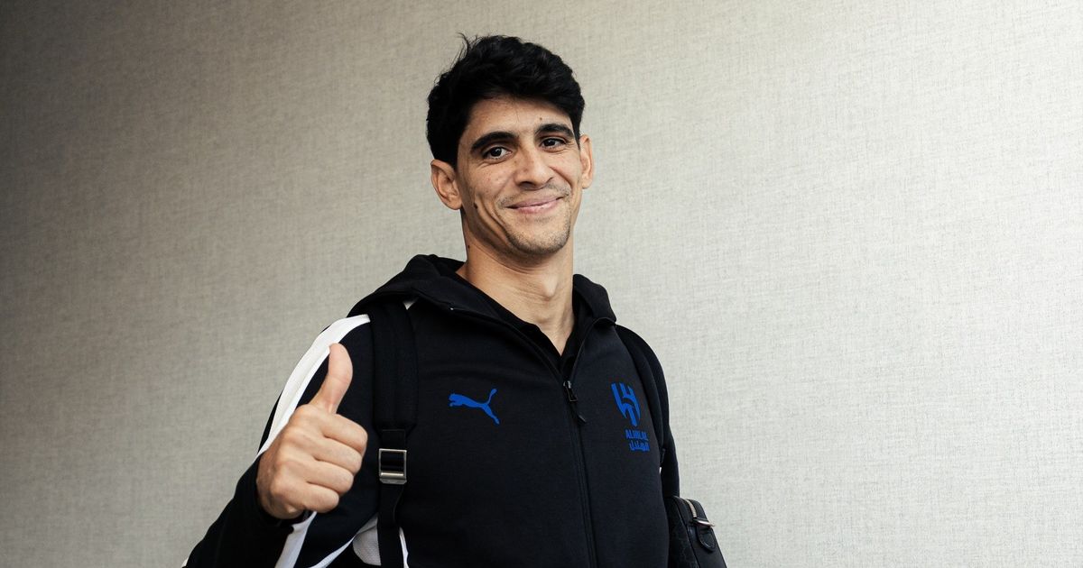 "لا عودة لأوروبا".. ياسين بونو يقترب من تمديد عقده مع الهلال