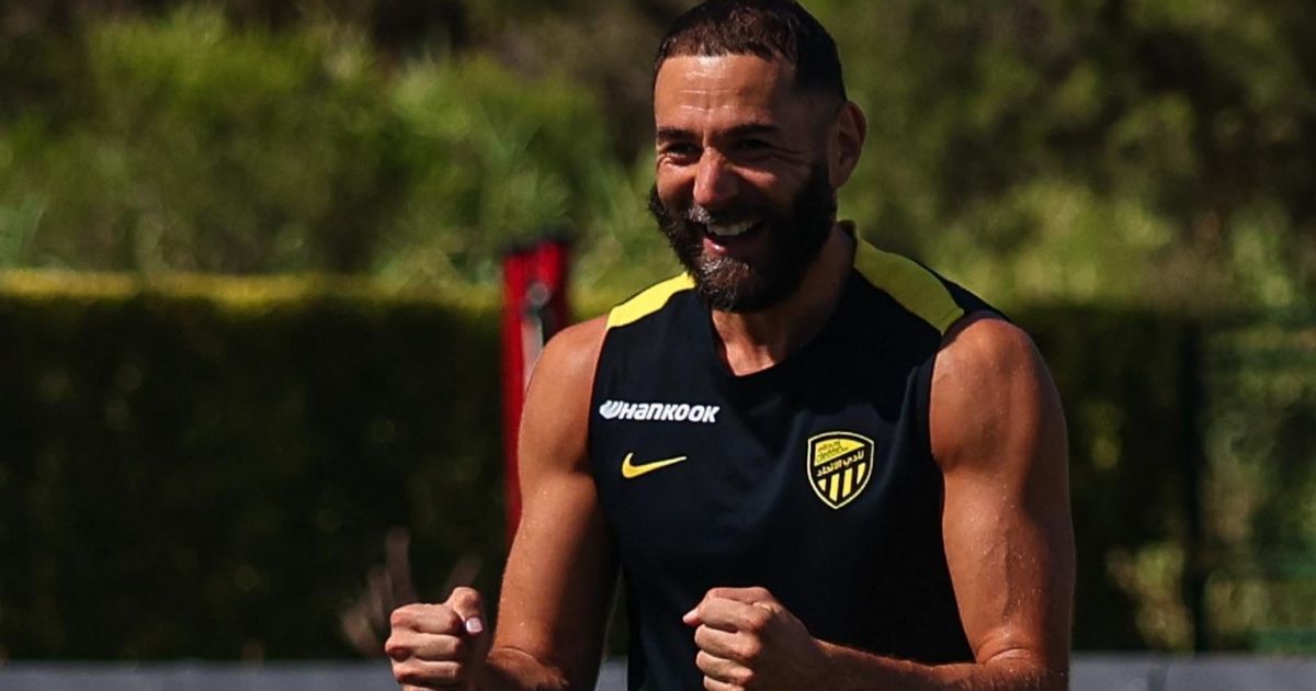 بنزيما يتفق مع الاتحاد على الخطوط العريضة لتجديد عقده