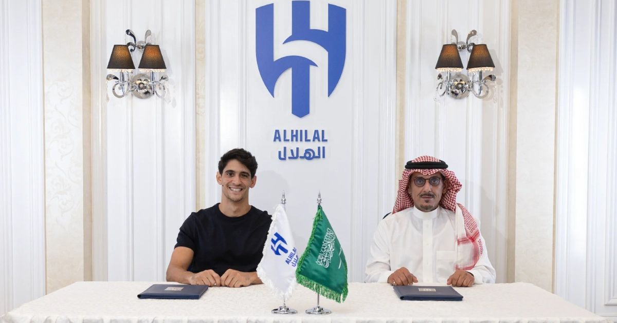 الهلال السعودي يمدد عقد ياسين بونو حتى 2028