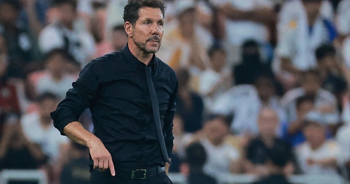سيميوني يحدد 3 نقاط قوة في أداء برشلونة مع فليك