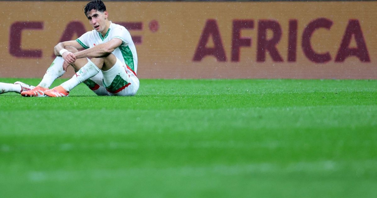 مارسيليا يسمح بعودة نايف أكرد للمغرب.. فهل يلحق بالمونديال؟