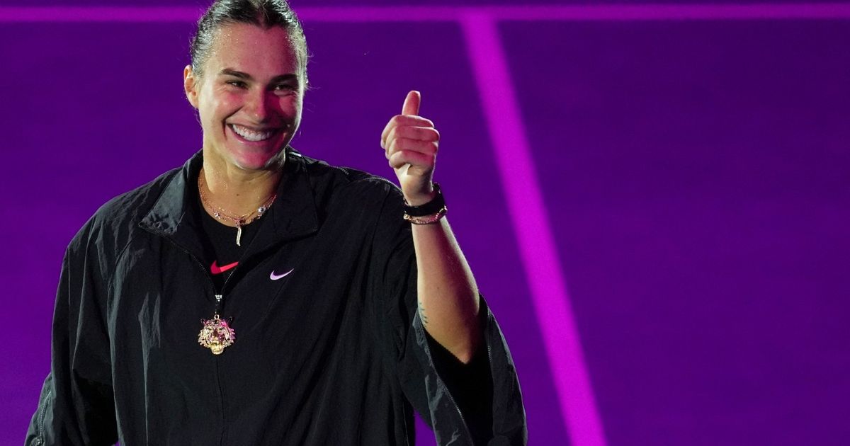 سابالينكا المصنفة الأولى تبلغ نصف نهائي البطولة الختامية في الرياض