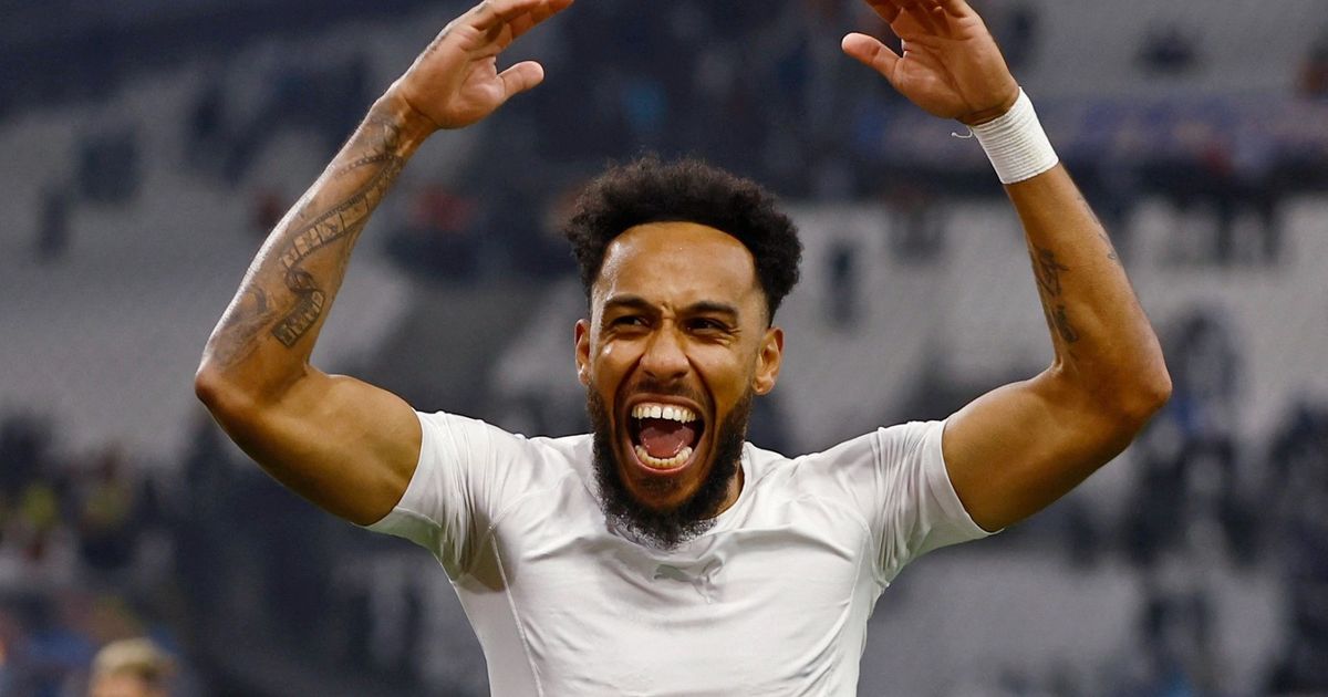 السوبر أوباميانغ يبقي على آمال الغابون بالتأهل المباشر لكأس العالم