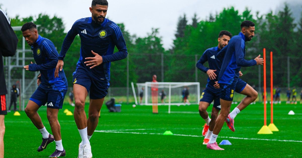 بسبب مغالاة النصر.. الاتحاد "يصرف النظر" عن التعاقد مع العمري