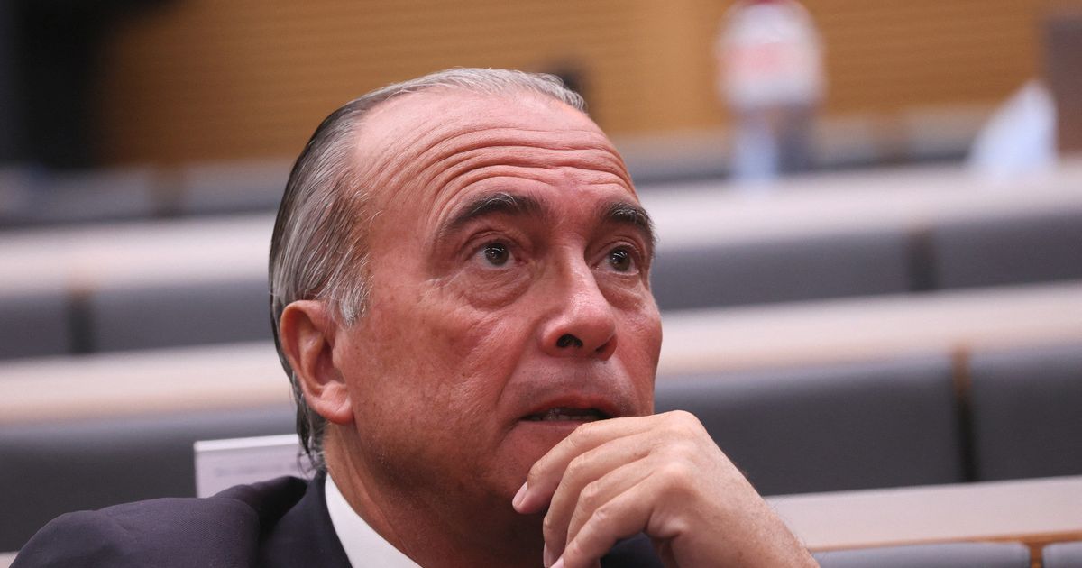 هل يخلف نائب رئيس برشلونة ماجد الجمعان في النصر السعودي؟