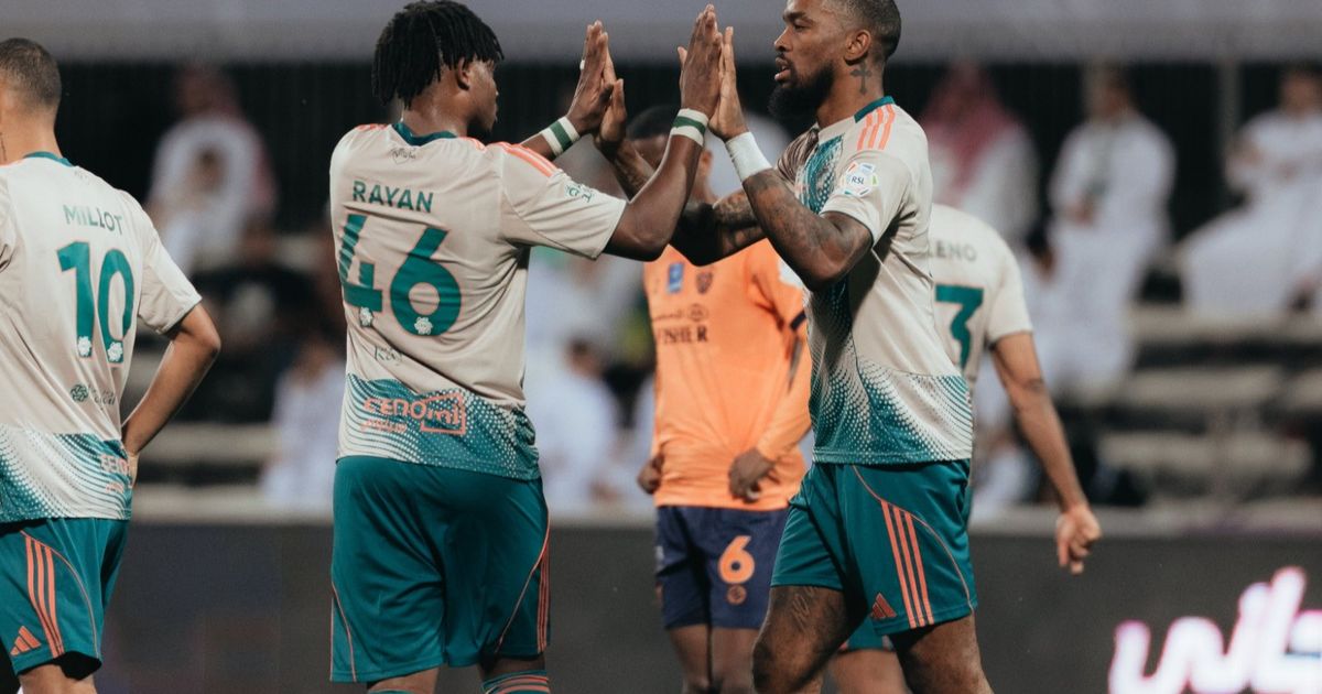 ملخص وهدفا مباراة الفيحاء والأهلي بدوري روشن السعودي