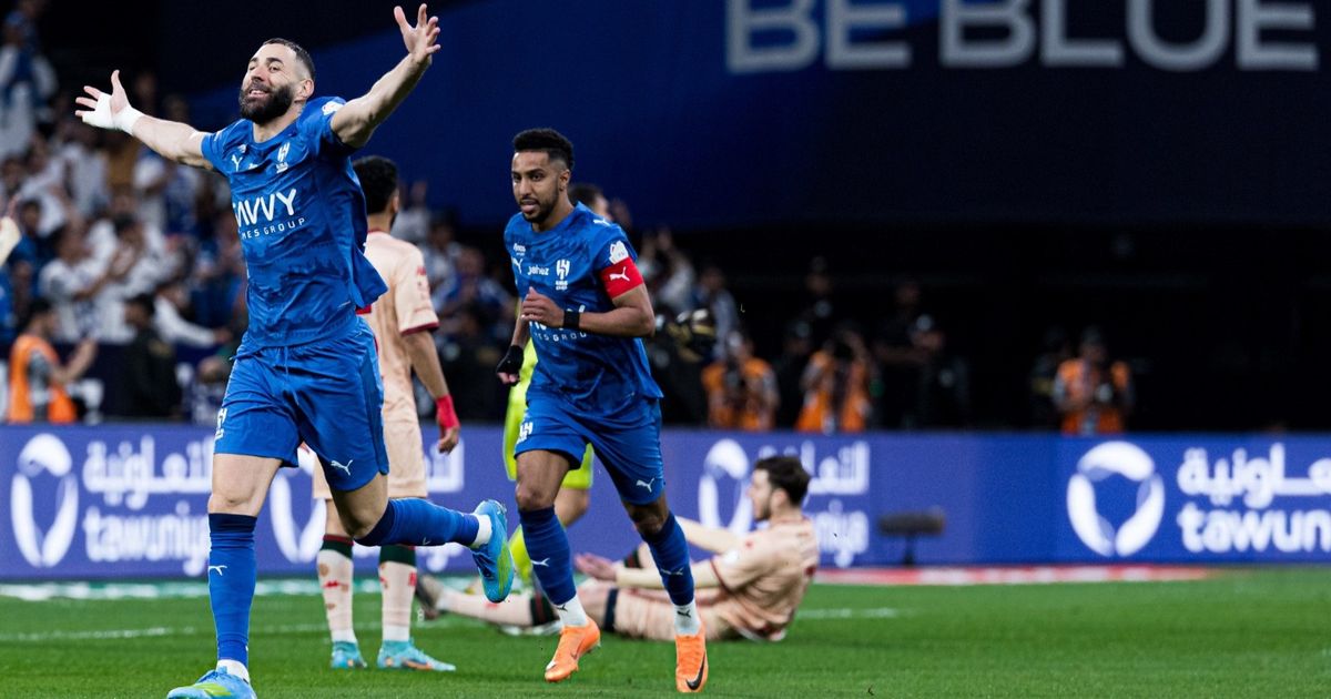 شاهد.. الهلال يكتسح الخلود بسداسية ويواصل ملاحقة النصر