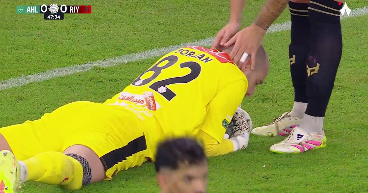 ملخص وأهداف مباراة الأهلي والرياض (1-1) بدوري روشن السعودي