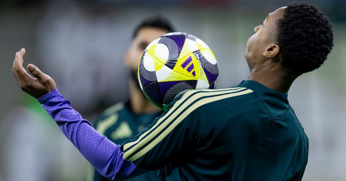 مراد هوساوي لاعب السعودية: نريد حسم مواجهة الأردن في الوقت الأصلي