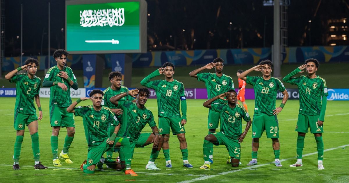 السعودية تواجه الصين بربع نهائي كأس آسيا للناشئين بعد تعادل مثير مع طاجيكستان
