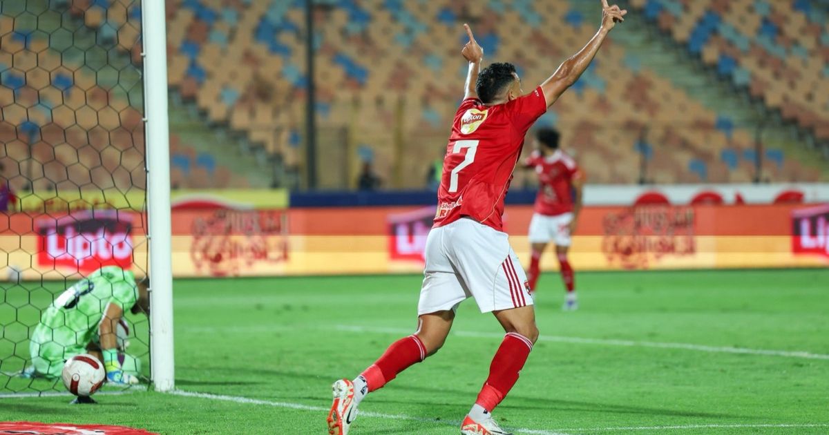 "الدوري المصري إلى أين؟".. ميدو ينتقد مدرب سيراميكا لسبب غريب