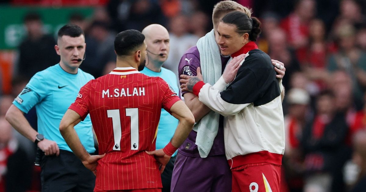 داروين نونيز يرفض مزاملة محمد صلاح وينتقل إلى نادٍ سعودي صاعد