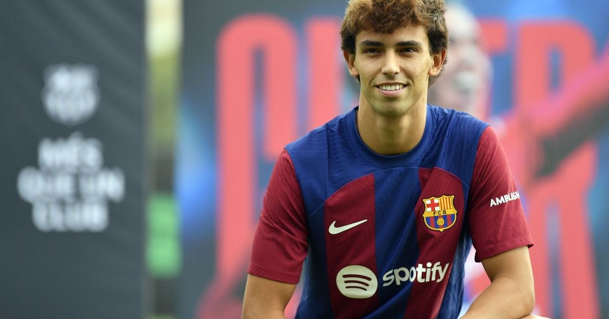 الوكيل الأشهر يبلغ برشلونة: جواو فيليكس جاهز للعودة مجاناً