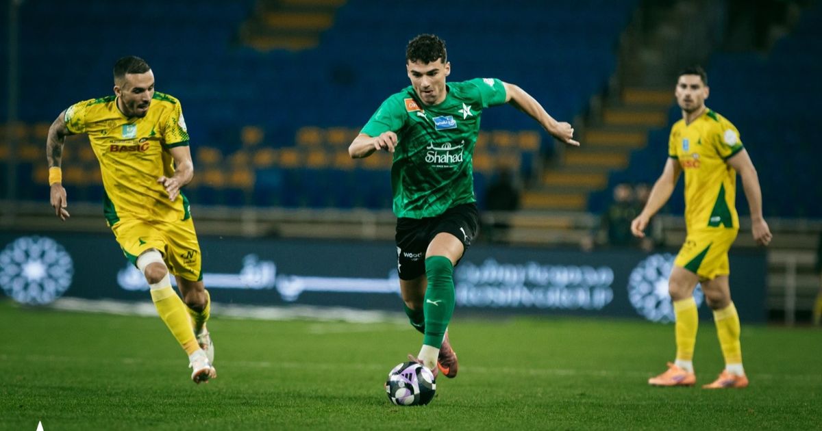 شاهد النجمة يحقق نقطته الثانية بتعادله مع الخليج في دوري روشن السعودي