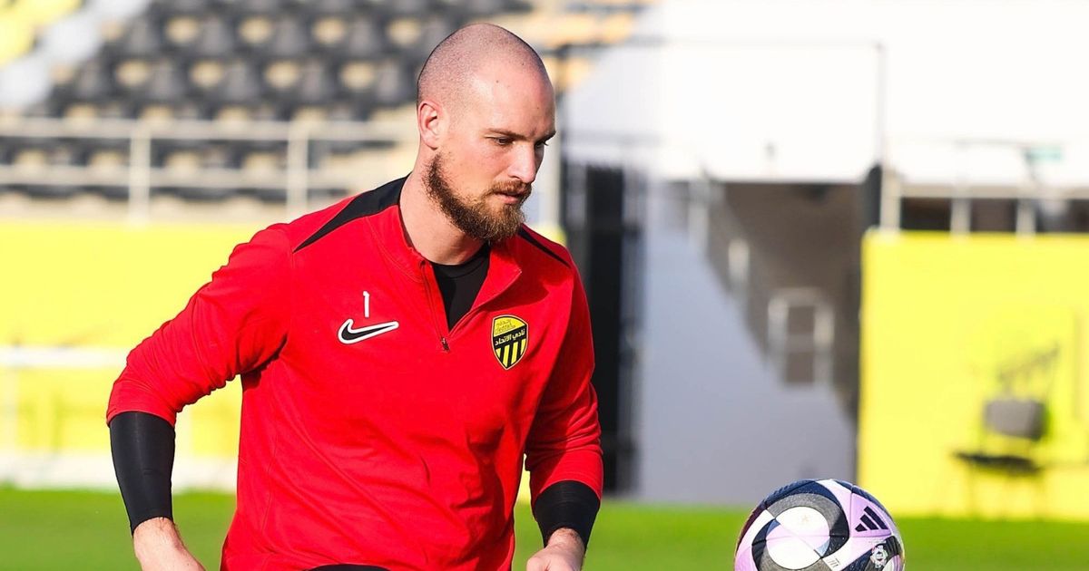 الاتحاد يعلن إصابة حارسه رايكوفيتش ولا يحدّد مدة غيابه