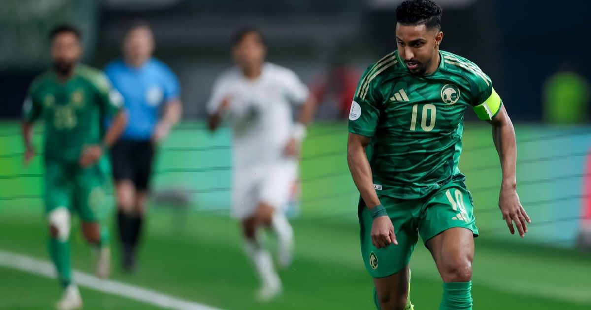 الدوسري أفضل لاعب في مباراة السعودية والعراق بخليجي 26