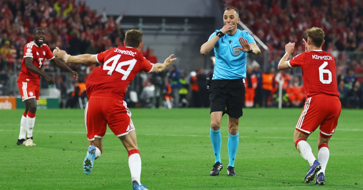 بايرن ميونيخ يعتبر الحكم جواو بينيرو عديم الخبرة في دوري أبطال أوروبا