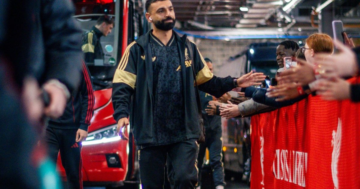 صلاح ضد مرموش.. تشكيلة ليفربول ومانشستر سيتي