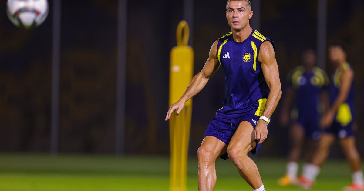 رونالدو وجواو فيليكس يقودان النصر أمام الخليج في الدوري السعودي