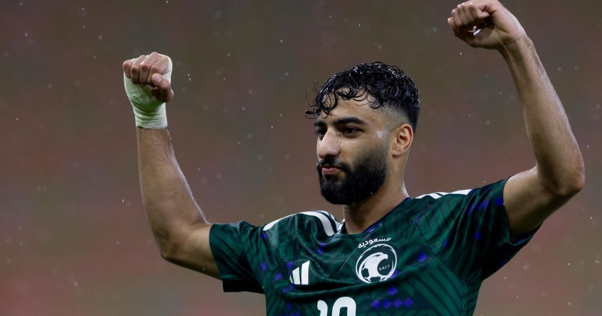 شاهد.. صالح أبو الشامات يقود السعودية للفوز على كوت ديفوار تحت أمطار غزيرة