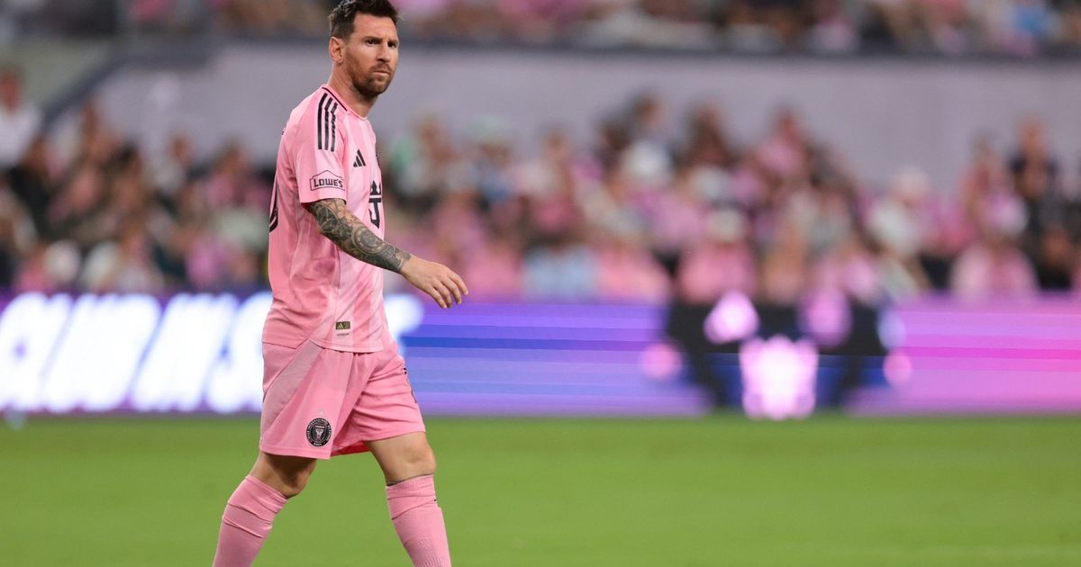 ماذا فعلتم؟.. أسطورة برشلونة يهاجم من يدّعون التأثير في مسيرة ميسي