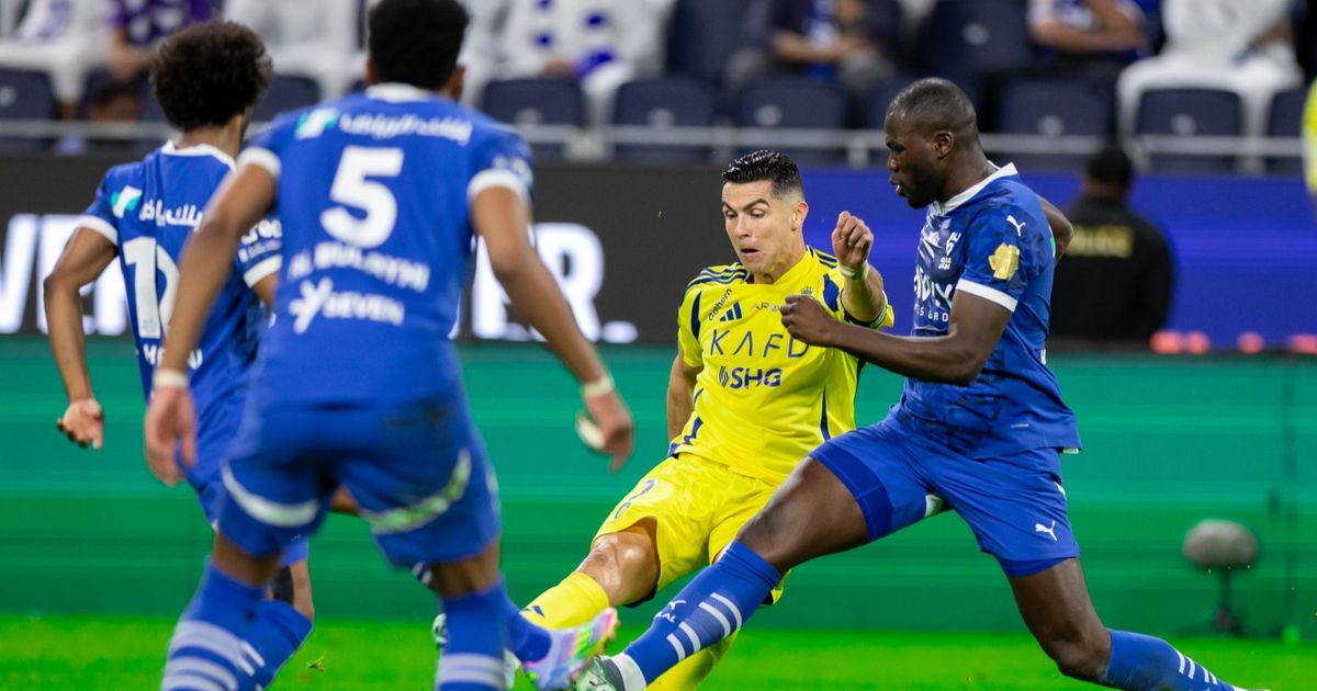 تشكيلة الجولة 26 في الدوري السعودي.. غياب مفاجئ لرونالدو وبنزيما