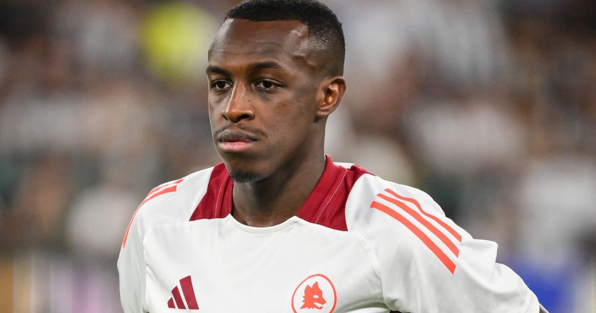 سعود عبد الحميد احتياطياً في تشكيلة روما أمام يوفنتوس