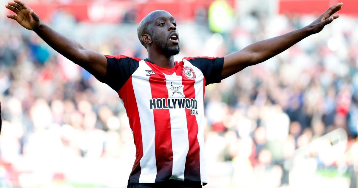 نيوم يُفاجئ الإنجليز بمفاوضة يوان ويسا ولاعب شاب من موناكو