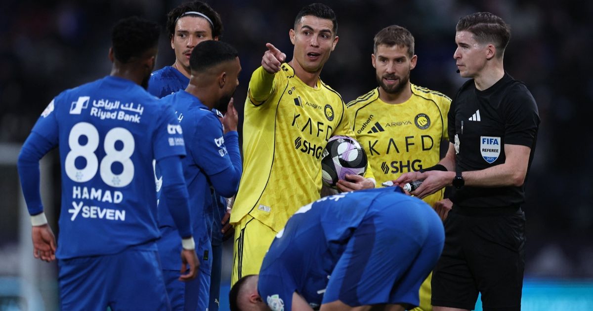 من يتوج بلقب دوري روشن إذا تساوى النصر والهلال في رصيد النقاط؟