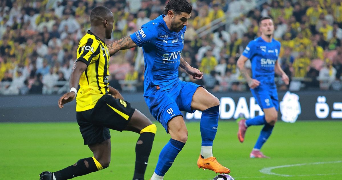 ثيو هيرنانديز يبدّد القلق قبل ديربي الهلال والنصر