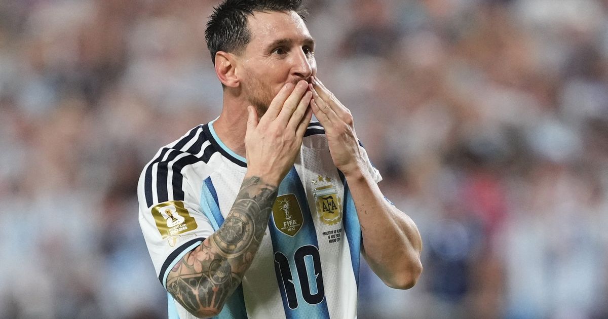كأس العالم.. ميسي يتخطى هالاند ومبابي في سباق الحذاء الذهبي