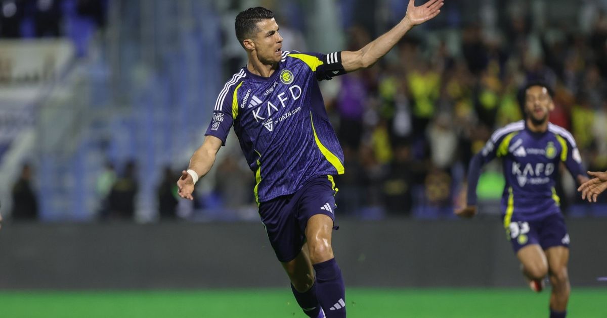 شاهد.. رونالدو يصل للهدف 919 في مسيرته بفضل "ثنائية الخليج"