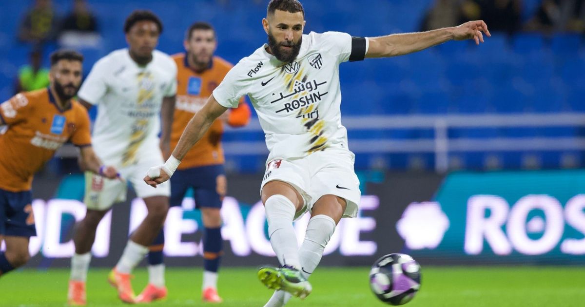 شاهد.. حارس الفيحاء يحرم الاتحاد من استعادة صدارة الدوري السعودي