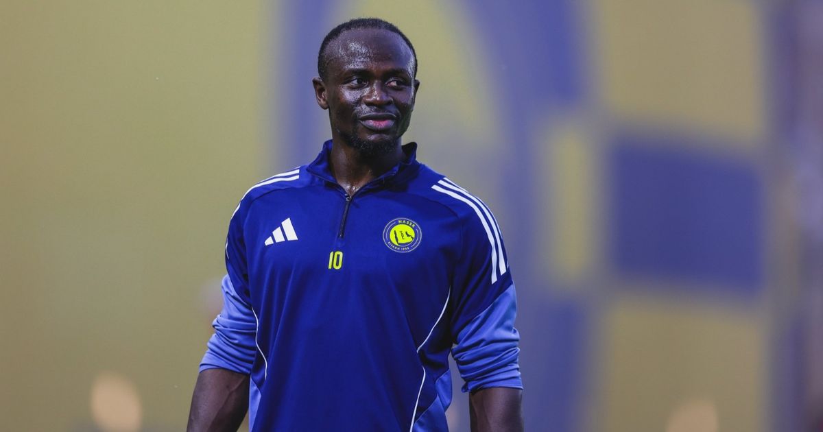 بكعكة كأس إفريقيا. ساديو ماني يحتفل بعيد ميلاده في النصر بحضور رونالدو