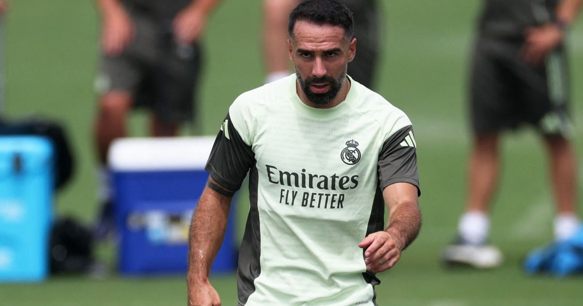ريال مدريد يعلن إصابة كارفاخال.. و"شكوك" حول لحاقه بالكلاسيكو