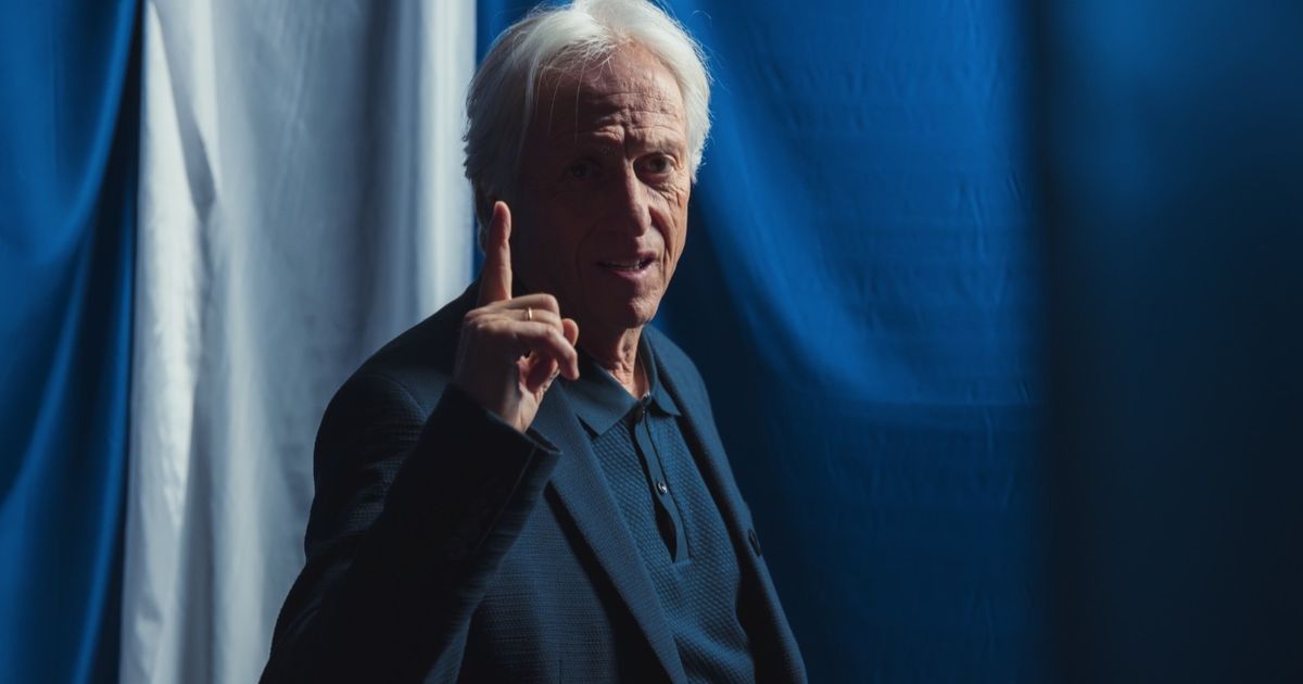 جيسوس مدرب الهلال الأفضل عن شهر سبتمبر بدوري روشن السعودي