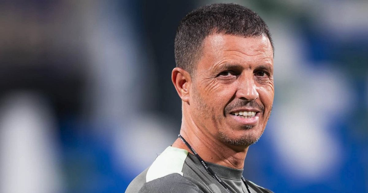 جمال سلامي "مصدوم" بعد هزيمة الفتح ويطالب بمعاقبة زياد الجري