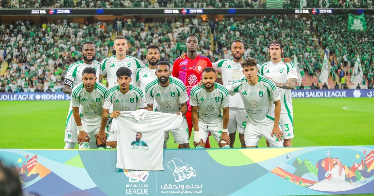 "تقوم بالسلامة".. لاعبو الأهلي يدعمون "المولد" قبل مباراة ضمك