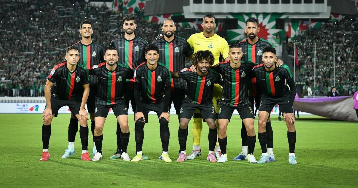 بيان رسمي.. الجيش الملكي يحتج على طاقم تحكيم مباراة الرجاء