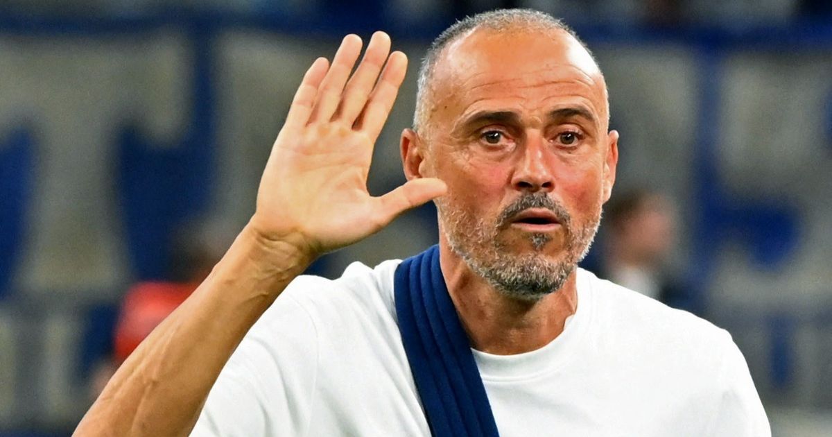 الكرة الذهبية 2025.. لويس إنريكي أفضل مدرب بعد موسم تاريخي