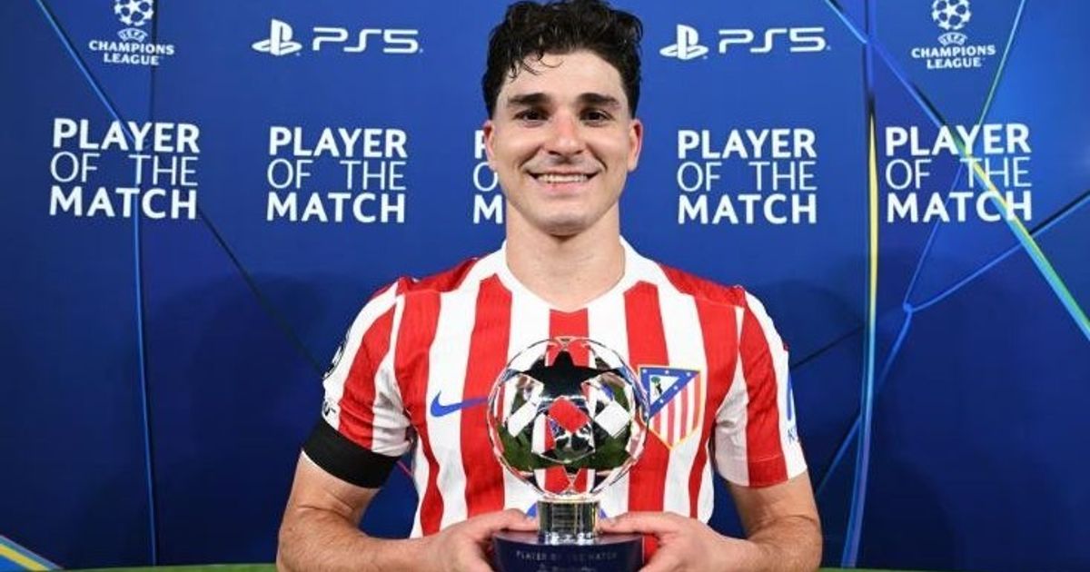 هدف رائع ورقم قياسي.. ألفاريز رجل مباراة برشلونة وأتلتيكو مدريد