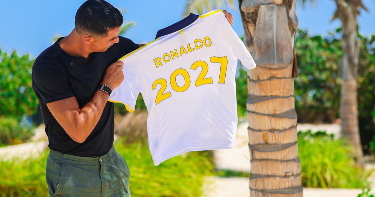 مصدر يكشف لـ"الشرق" عن تفاصيل مالية في عقد رونالدو مع النصر