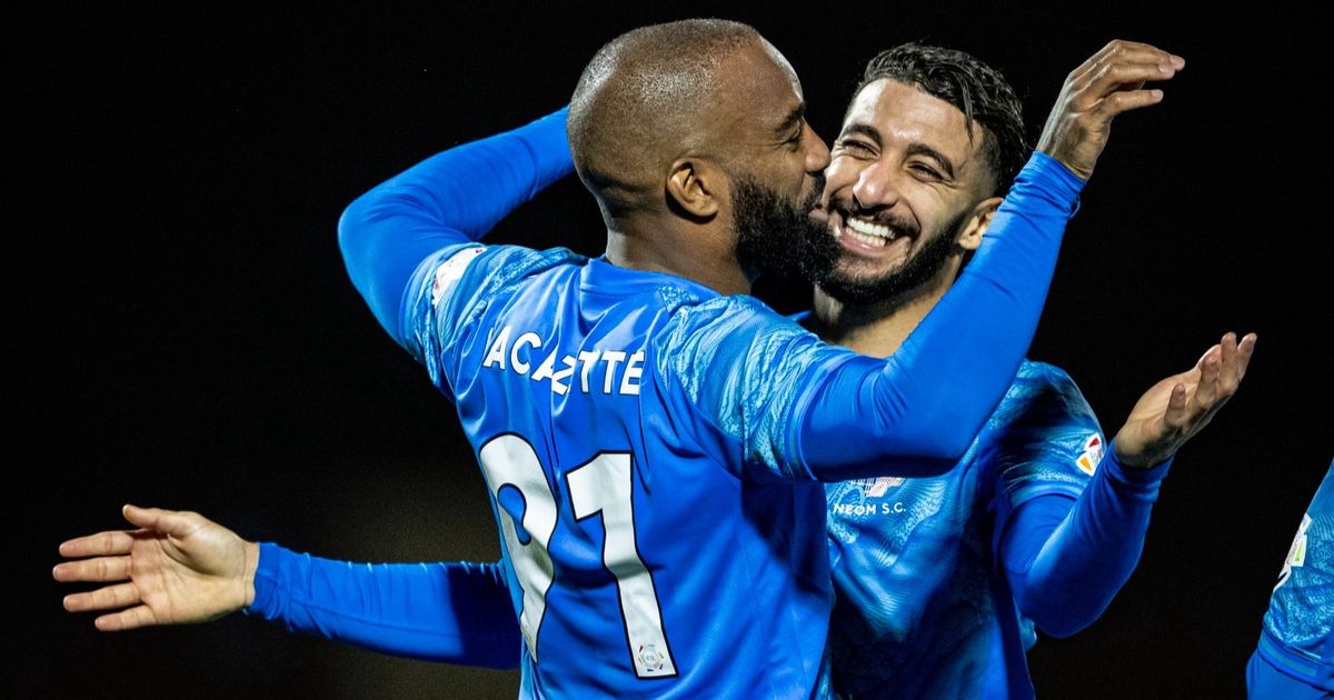 شاهد.. نيوم ينهي سلسلته السلبية ويكتسح ضمك بدوري روشن السعودي