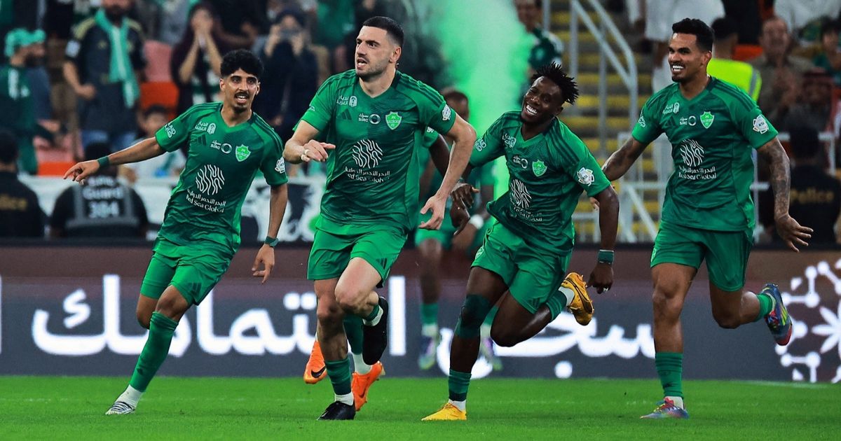 مباراة مجنونة.. الأهلي يوقف النصر ويحسم الكلاسيكو بثلاثية